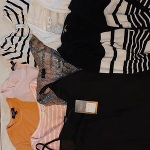 Bundled lot of 8 fashion tops